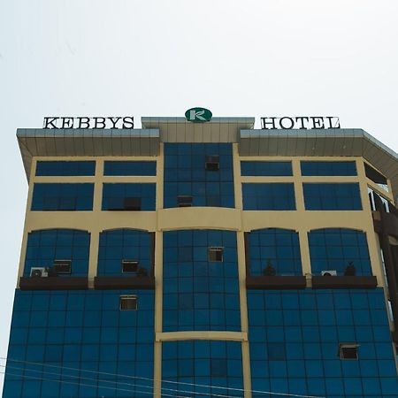 Kebbys Hotel Дар-ес-Салам Екстер'єр фото