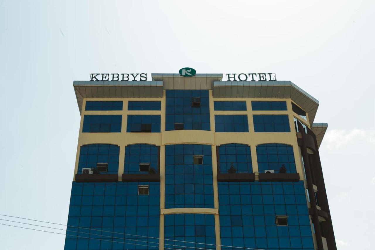 Kebbys Hotel Дар-ес-Салам Екстер'єр фото